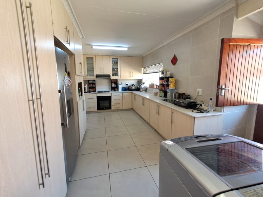 4 Bedroom Property for Sale in Vaalpark Free State